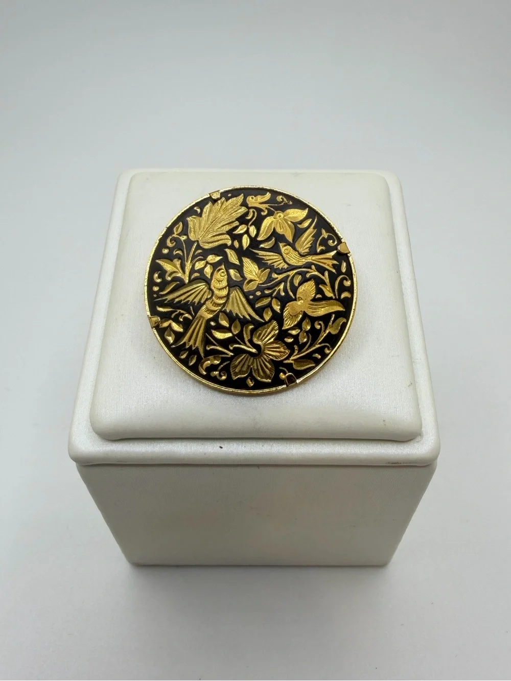 29mm vintage Damascene Bird and Floral Brooch/Pin!